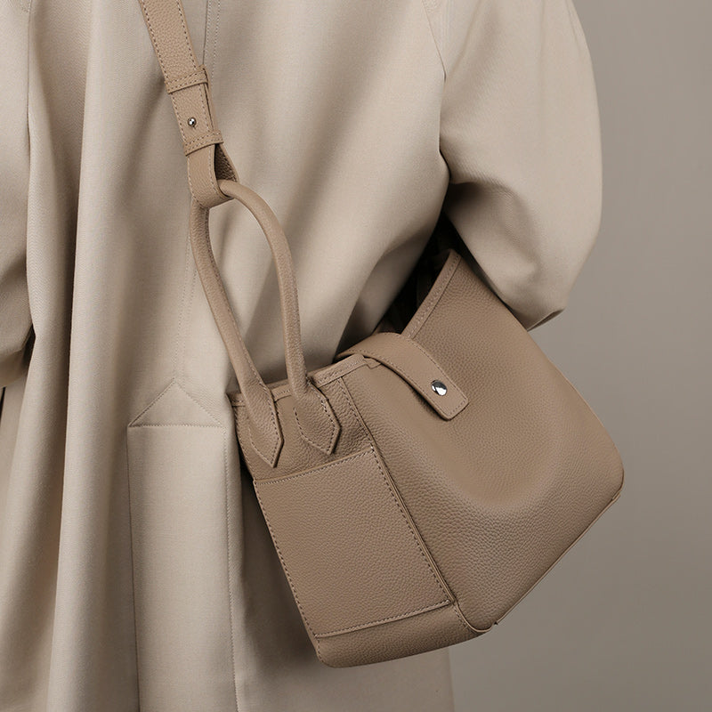 Niche design genuine leather bucket bag tote