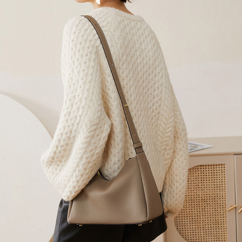 High-grade genuine leather shoulder crossbody fashionable underarm bag for women