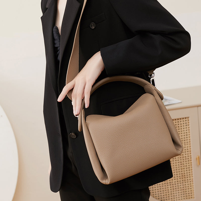 Top layer cowhide versatile handbag niche high-end shoulder messenger bag
