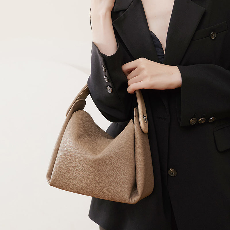 Top layer cowhide versatile handbag niche high-end shoulder messenger bag