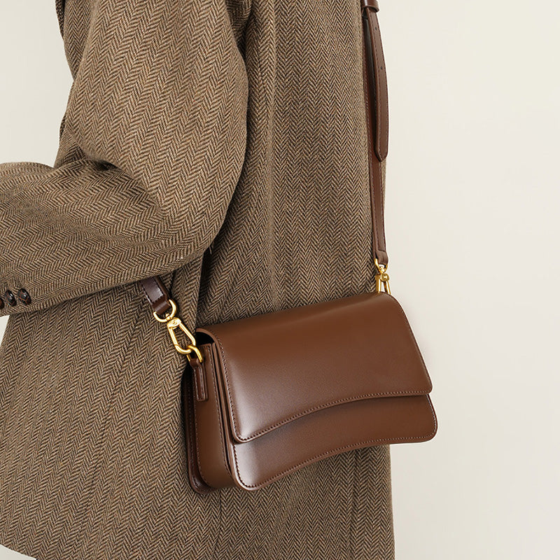 Vintage Underarm Crossbody Saddle Bag