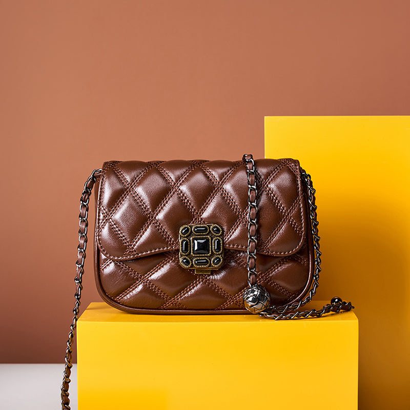 Genuine leather high-end shoulder bag trendy and fashionable niche crossbody bag diamond chain retro small square bag