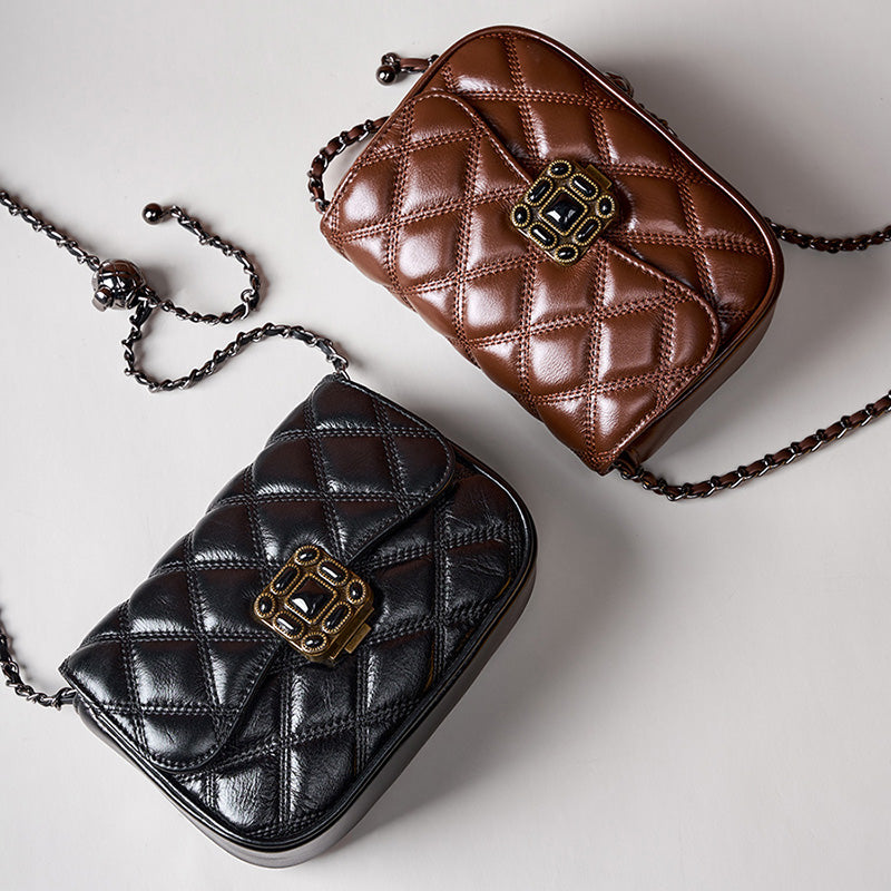 Genuine leather high-end shoulder bag trendy and fashionable niche crossbody bag diamond chain retro small square bag