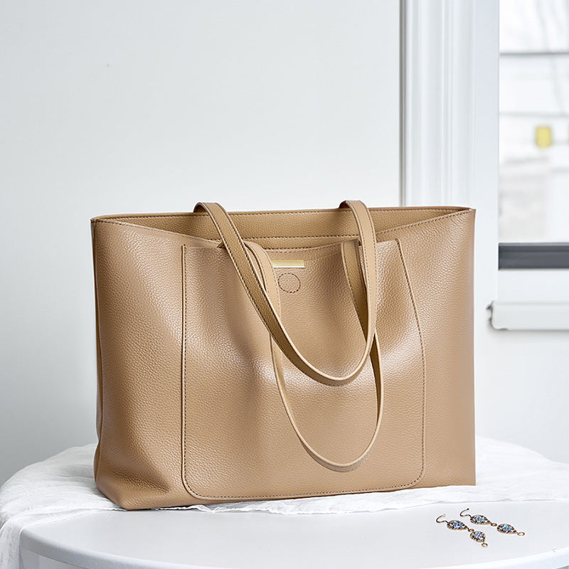 High-end large-capacity tote bag for women, trendy commuting versatile shoulder bag genuine leather