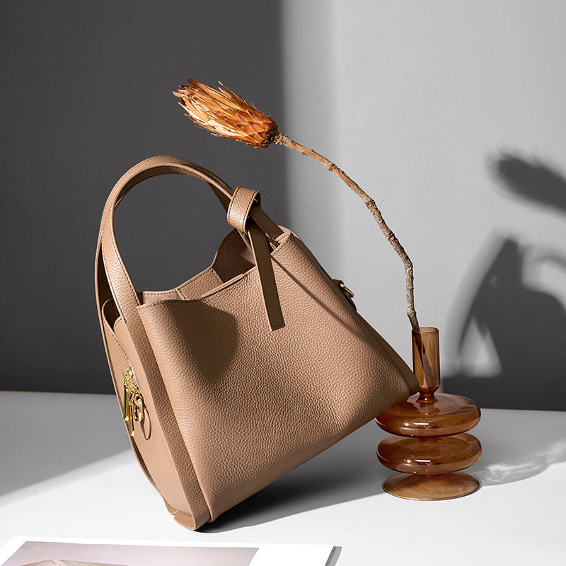 Genuine leather handbag, atmospheric crossbody bag, cowhide bucket bag