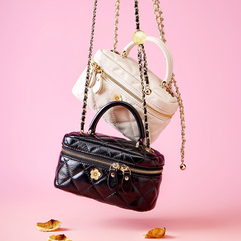 Genuine leather diamond chain handbag fashionable and popular textured shoulder crossbody bag