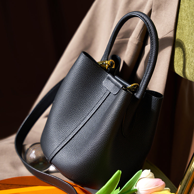 Top layer cowhide bucket bag genuine leather light luxury crossbody bag versatile shoulder handbag