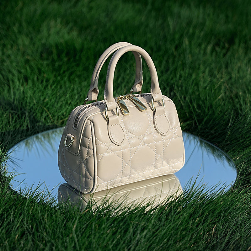 Genuine leather diamond Boston bag fashionable and versatile high-end handheld shoulder crossbody women's bag