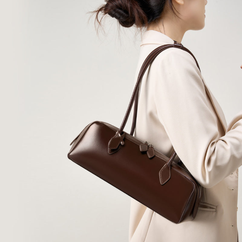 Korean style niche design single shoulder baguette bag