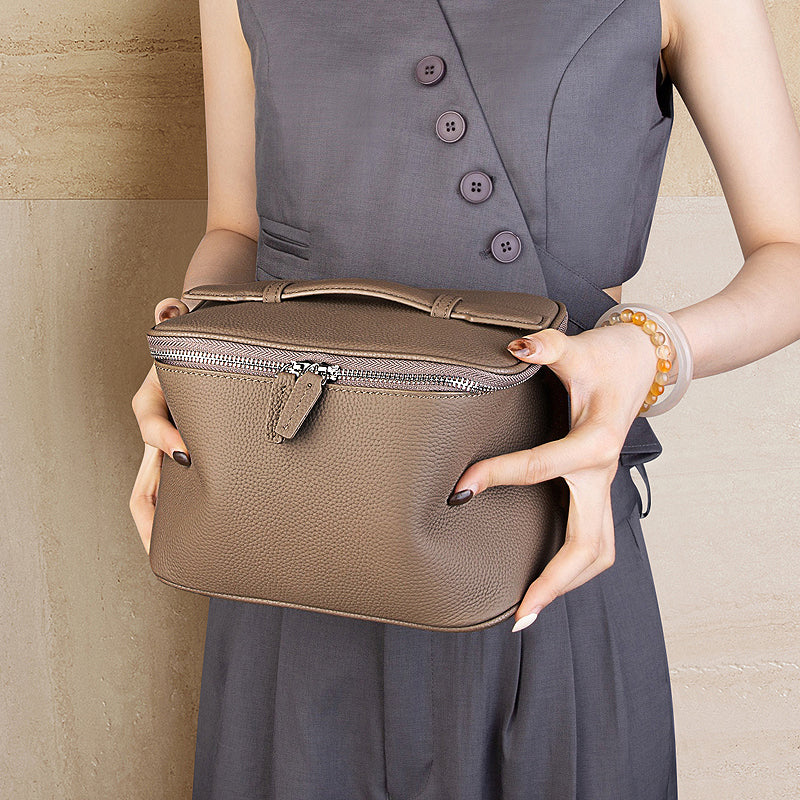 Genuine leather multi-compartment cosmetic bag, large capacity toiletry bag, high-end cowhide storage bag