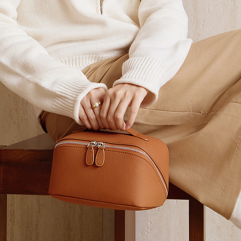 Genuine leather storage bag exquisite multifunctional travel cosmetic bag cowhide small portable toiletry bag