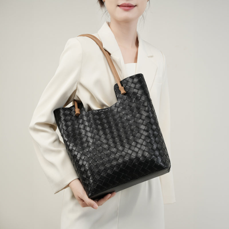 New Tote Bag Women's Bag Fashion Braided Large Capacity Simple Cowhide Shoulder Handbag