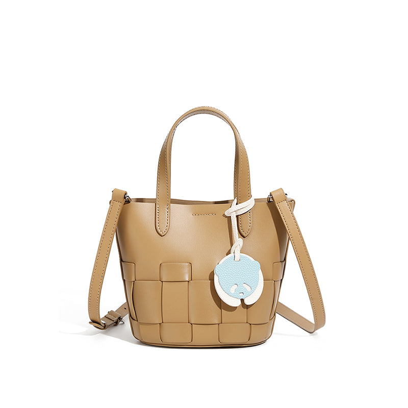 Niche handmade genuine leather woven bucket bag versatile fashion basket bag commuter shoulder messenger bag