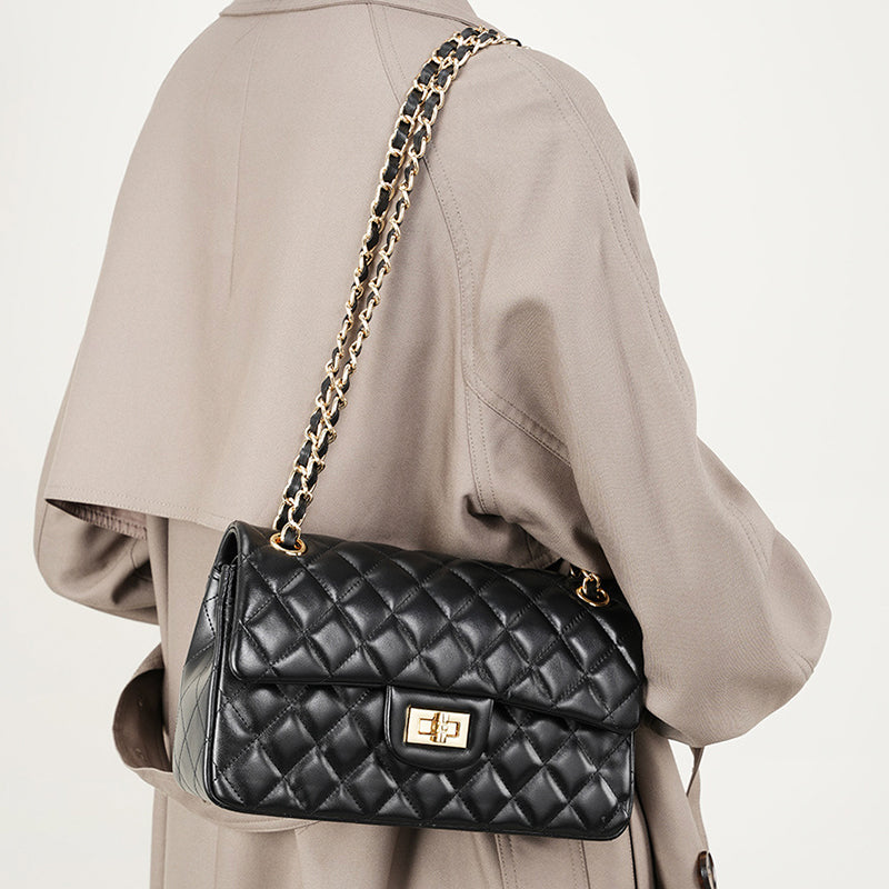 First layer of cowhide chain underarm bag genuine leather small Chanel style fashionable diamond shoulder crossbody bag small square bag
