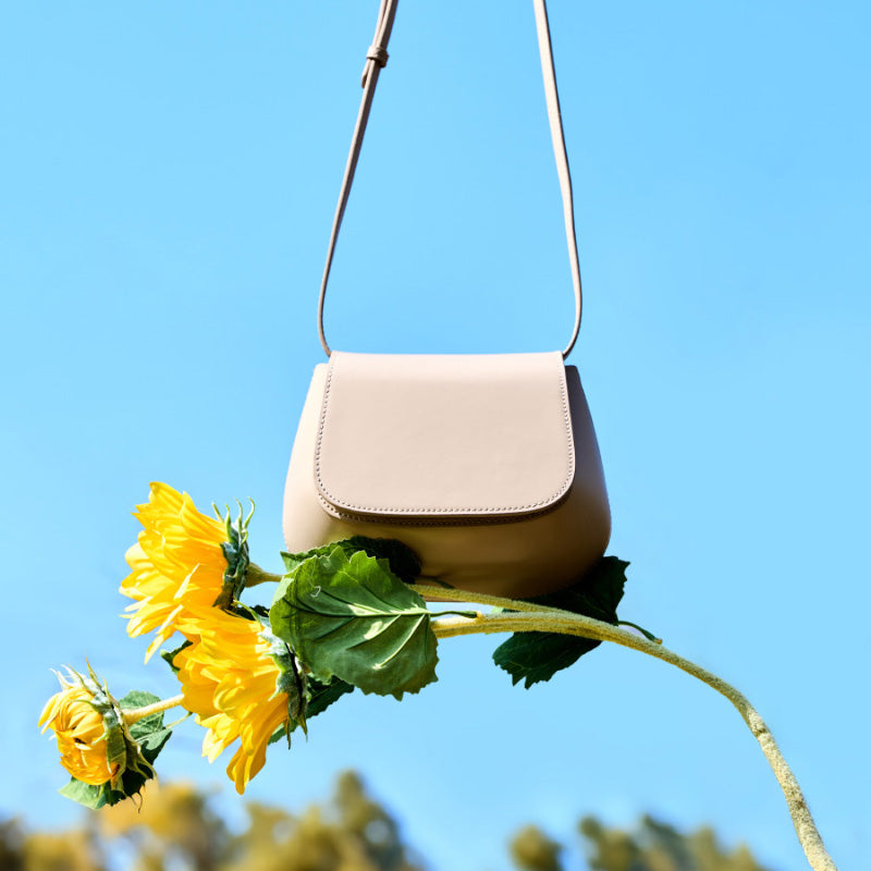 Genuine leather high-end shoulder messenger bag saddle bag
