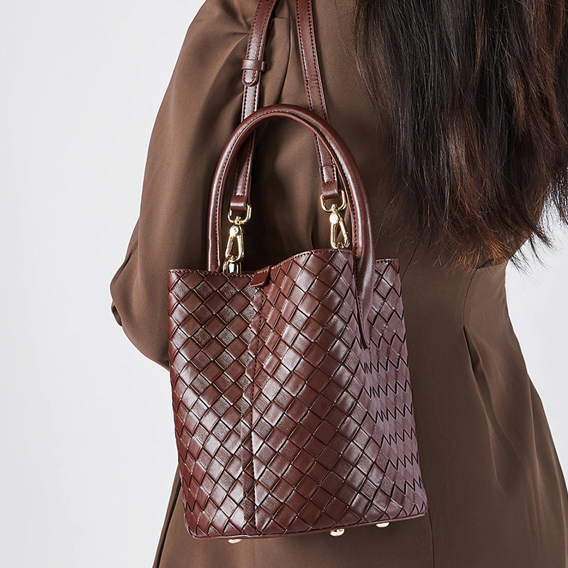Genuine leather high-end bucket bag versatile woven light luxury shoulder crossbody bag