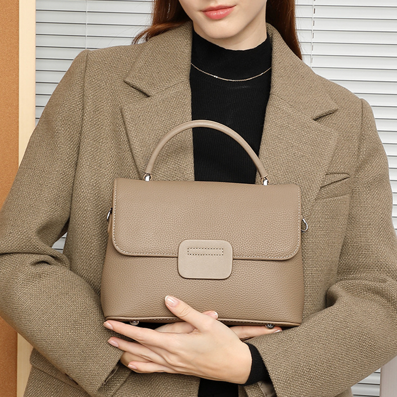 Top layer cowhide shoulder messenger bag simple fashion classic soft leather shell handbag