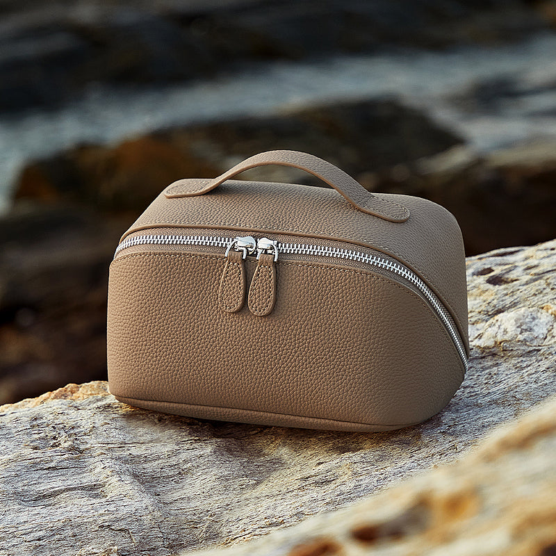 Genuine leather storage bag exquisite multifunctional travel cosmetic bag cowhide small portable toiletry bag