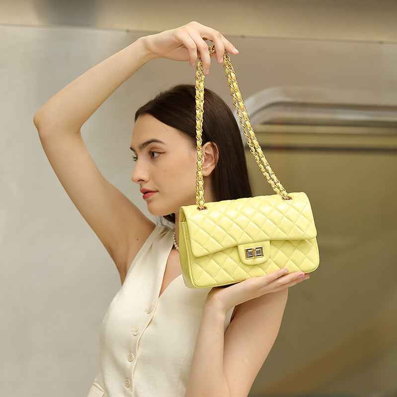 First layer of cowhide chain underarm bag genuine leather small Chanel style fashionable diamond shoulder crossbody bag small square bag