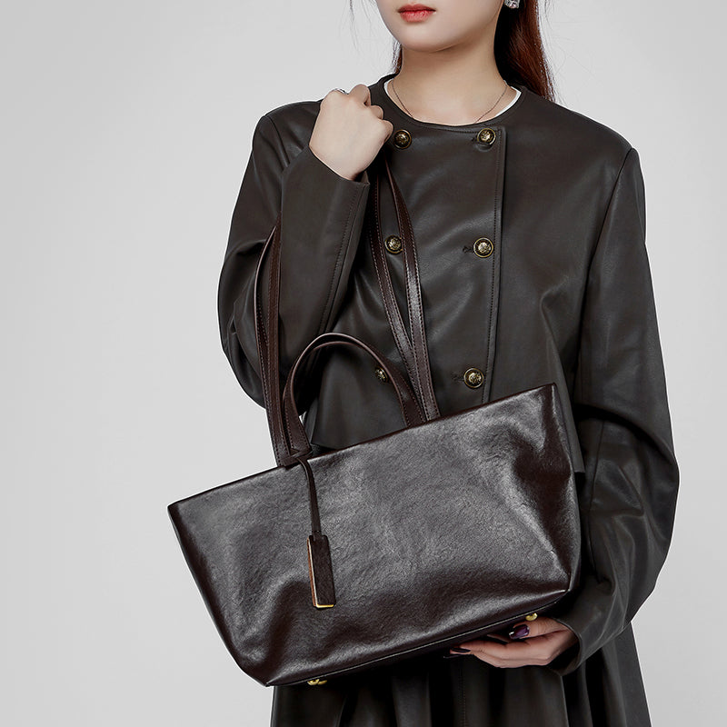 Small large-capacity shoulder tote bag