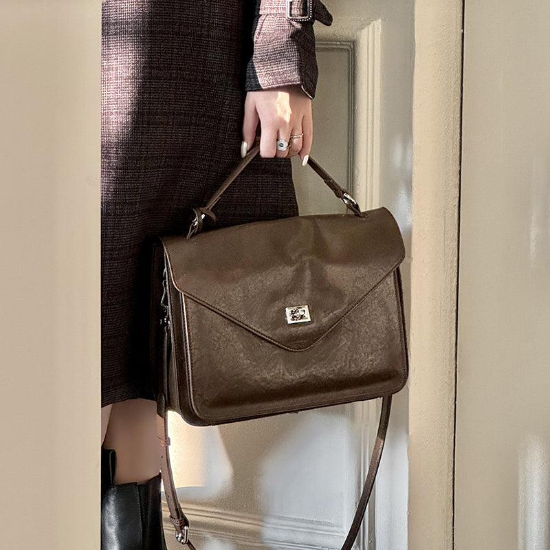 High-end messenger bag retro handbag