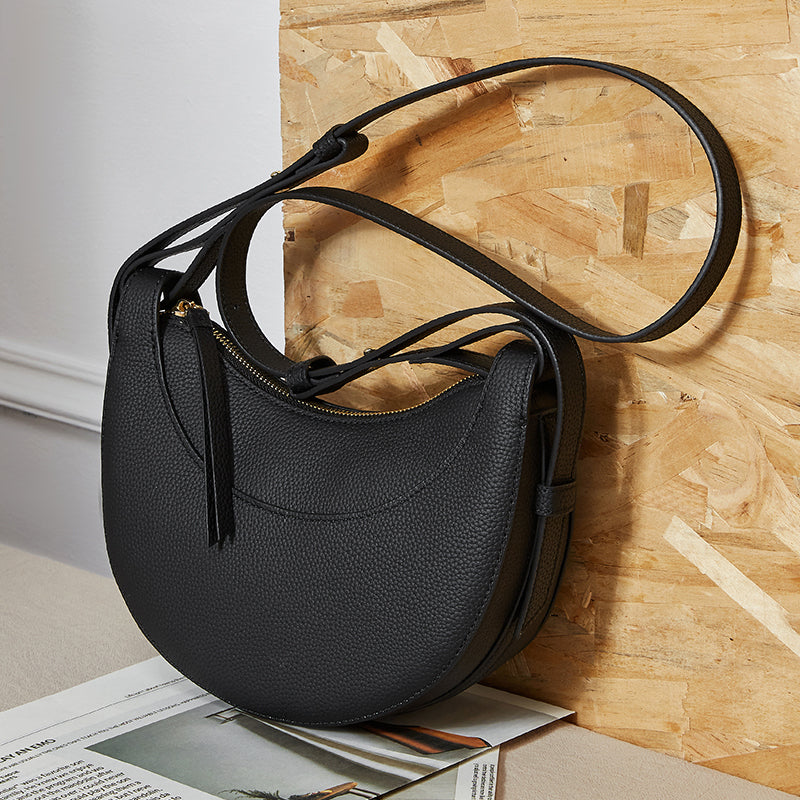 Genuine leather messenger bag niche design high-quality texture one-shoulder crescent bag underarm saddle bag