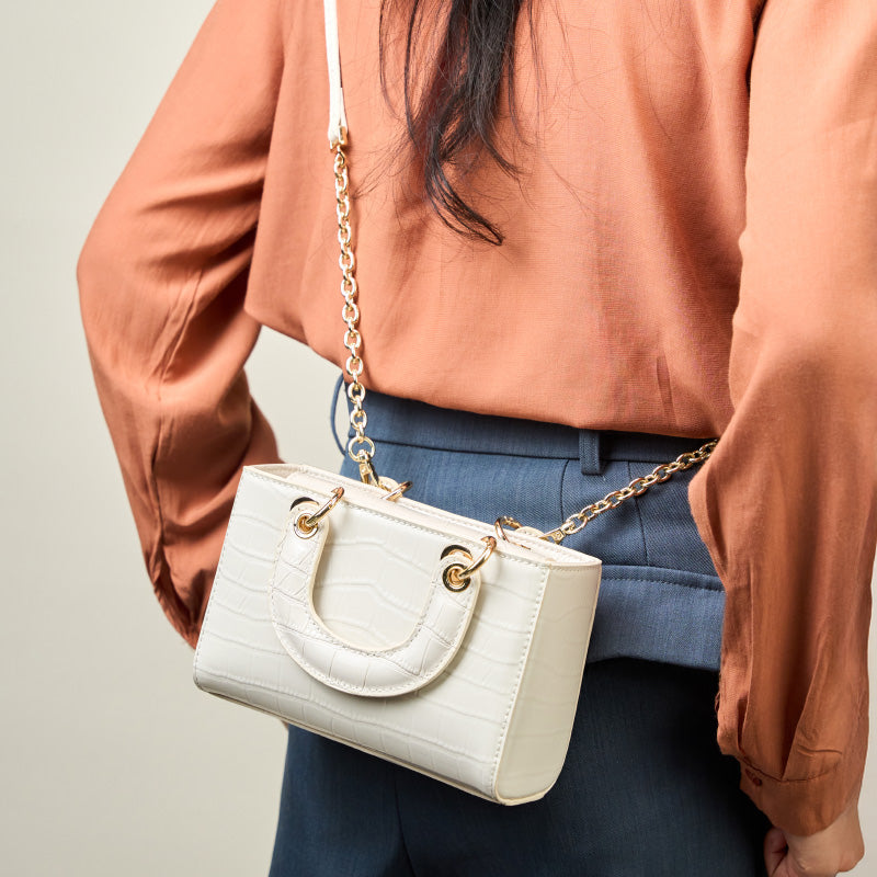 Genuine leather fashion Princess Diana handbag light luxury versatile shoulder crossbody bag