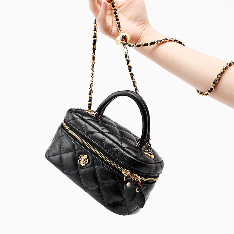 Genuine leather diamond chain handbag fashionable and popular textured shoulder crossbody bag