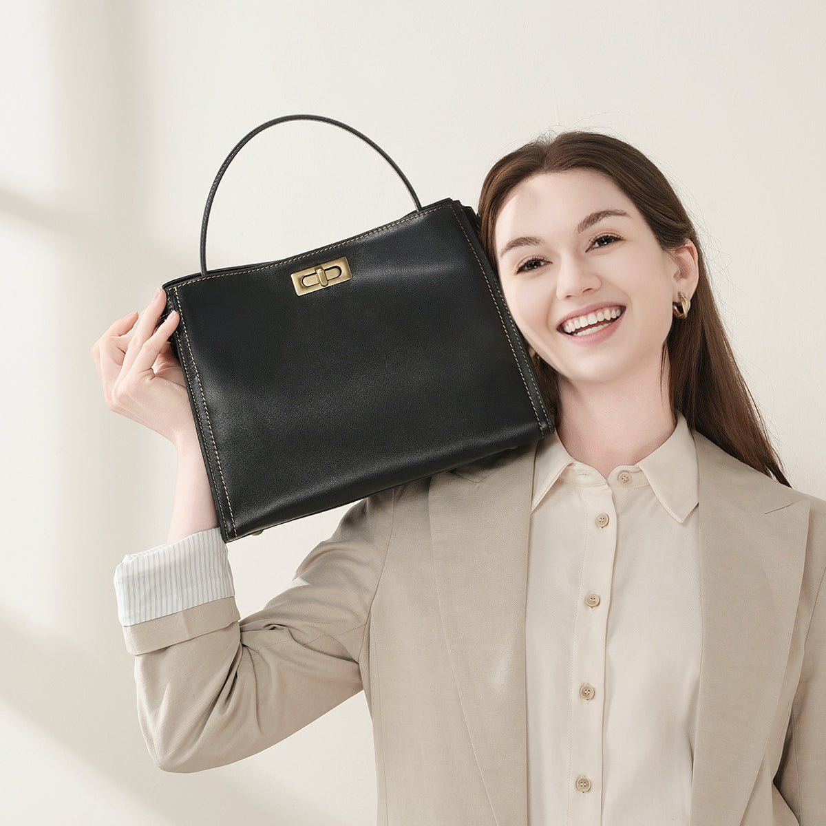 Vegetable tanned cowhide fashionable versatile handbag simple light luxury shoulder messenger bag