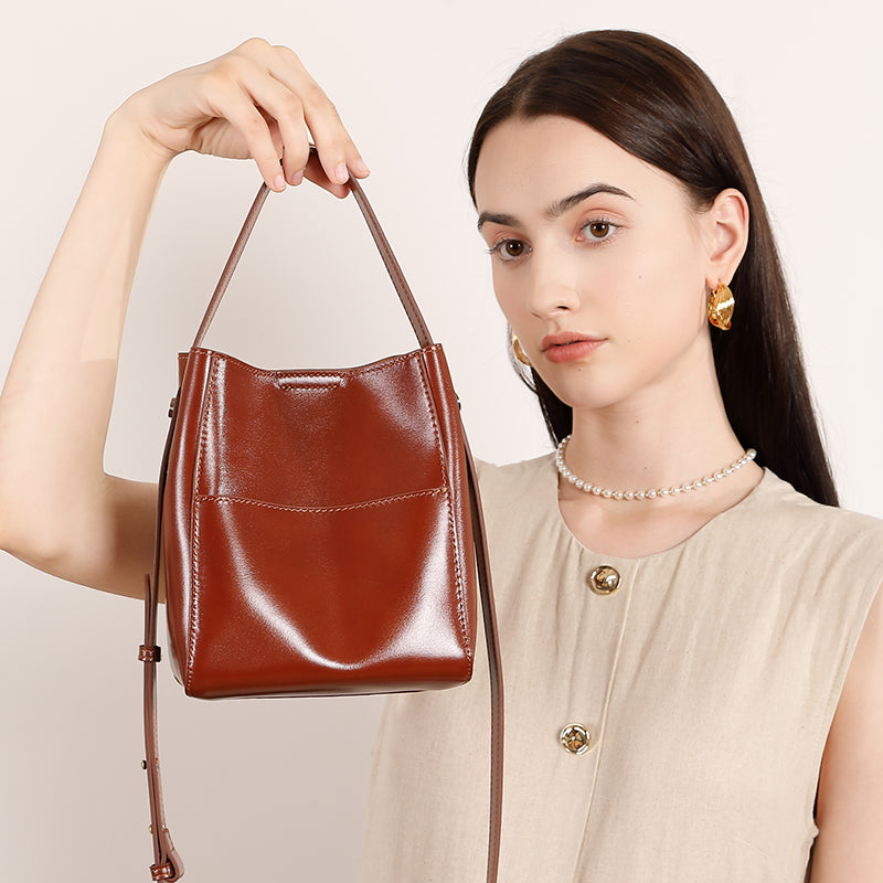 Genuine leather vintage vegetable tanned cowhide bucket bag niche pocket handbag shoulder bag versatile crossbody bag women's bag