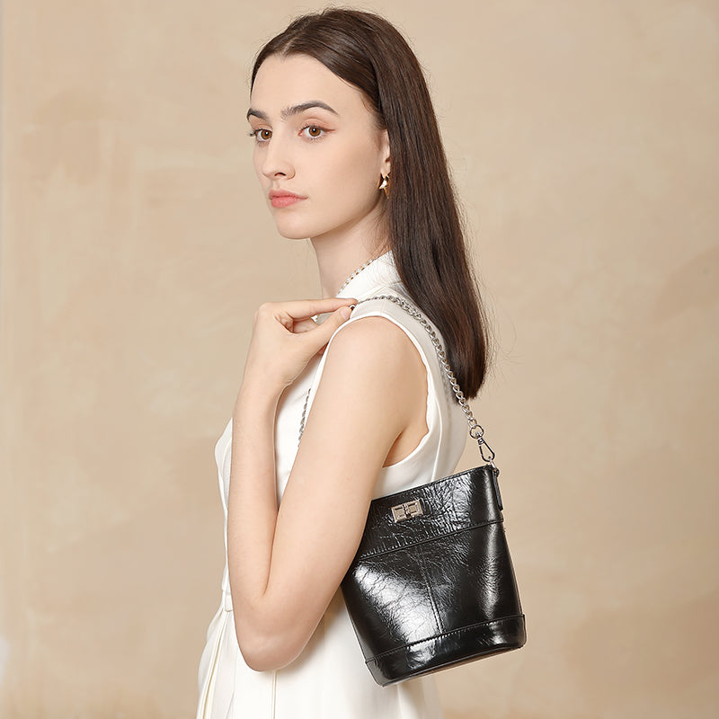 Waxed top layer cowhide fashionable genuine leather bucket bag light luxury women's bag simple mobile phone coin purse