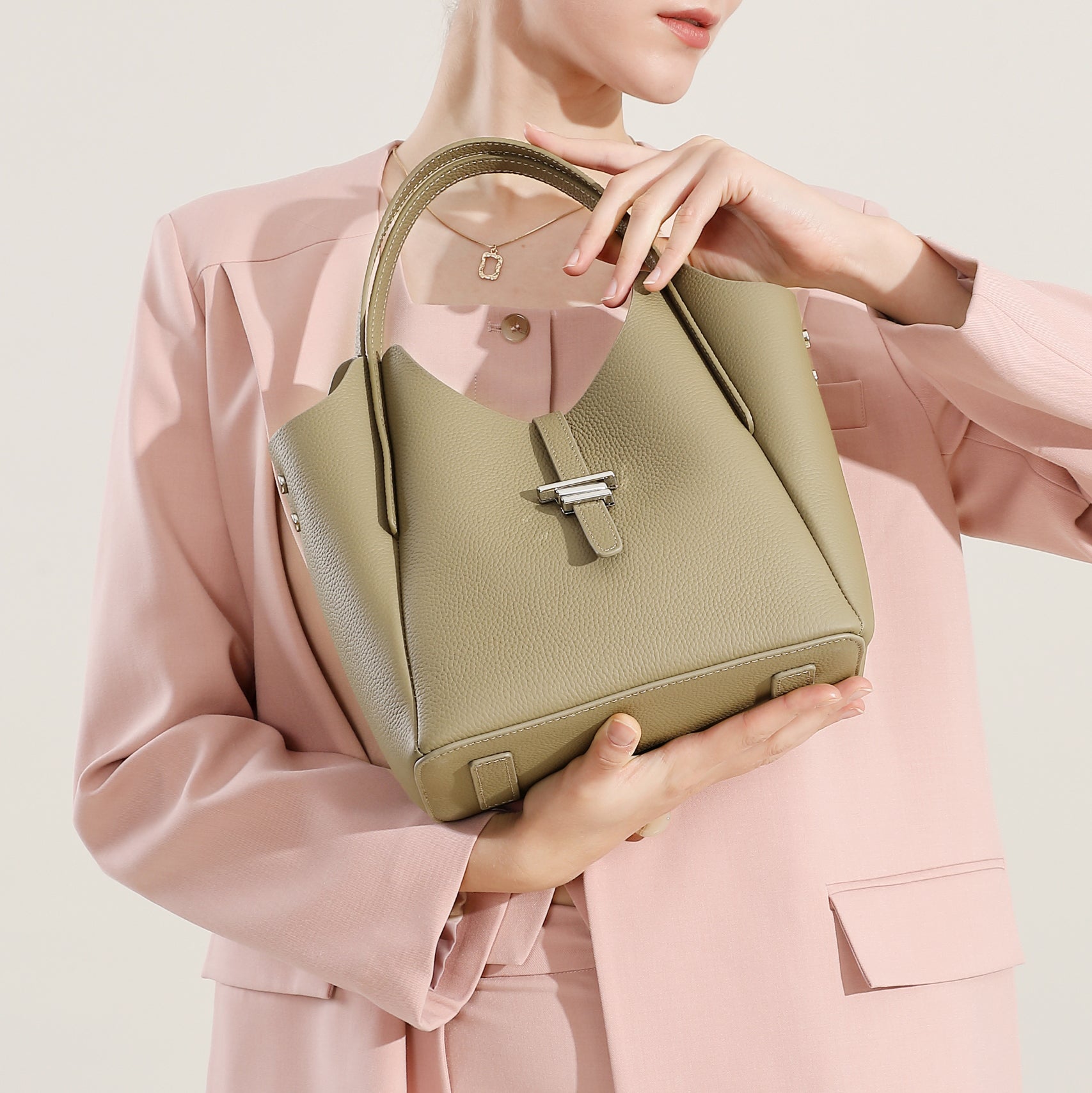 women's genuine leather handbag bucket bag