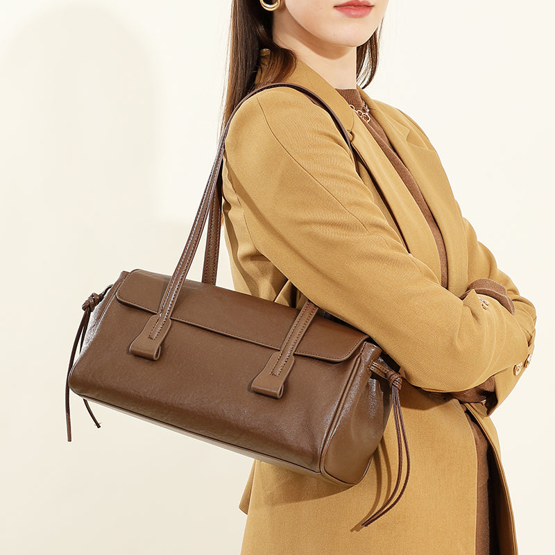 Vegetable Tanned Underarm Bag Baguette Bag