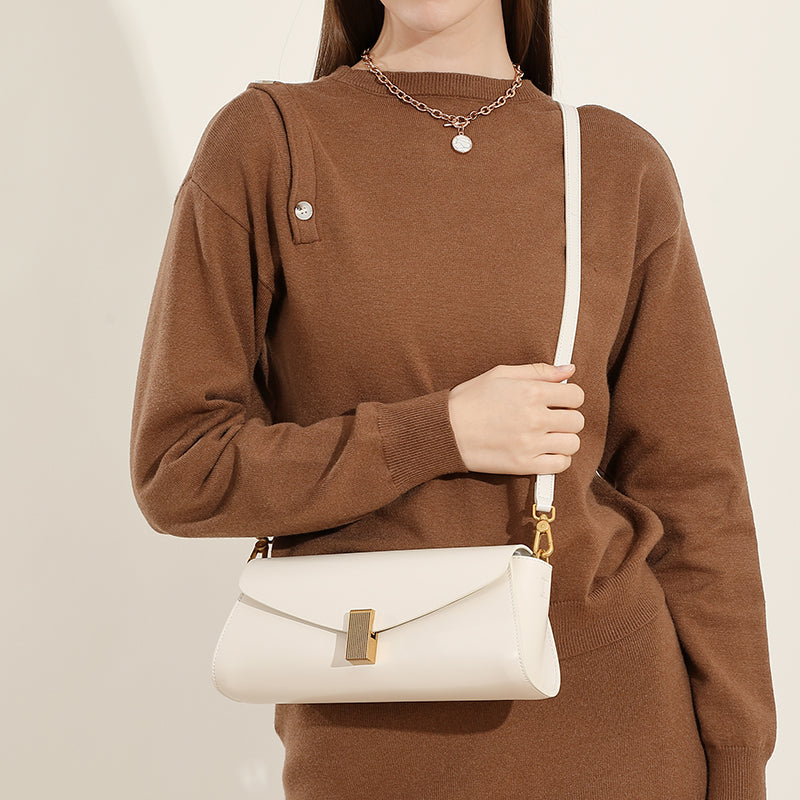 Fashionable single shoulder underarm bag