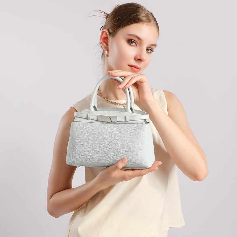 Genuine leather fashion crossbody bag women's single shoulder handbag small square bag simple and fashionable versatile women's bag